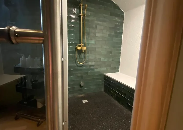 Détente Intime Avec Hammam * Saint-Louis-de-Montferrand