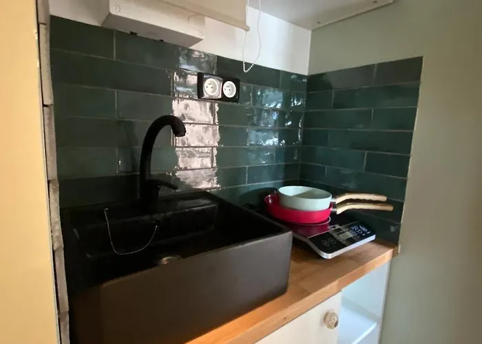 Détente Intime Avec Hammam Appartamento